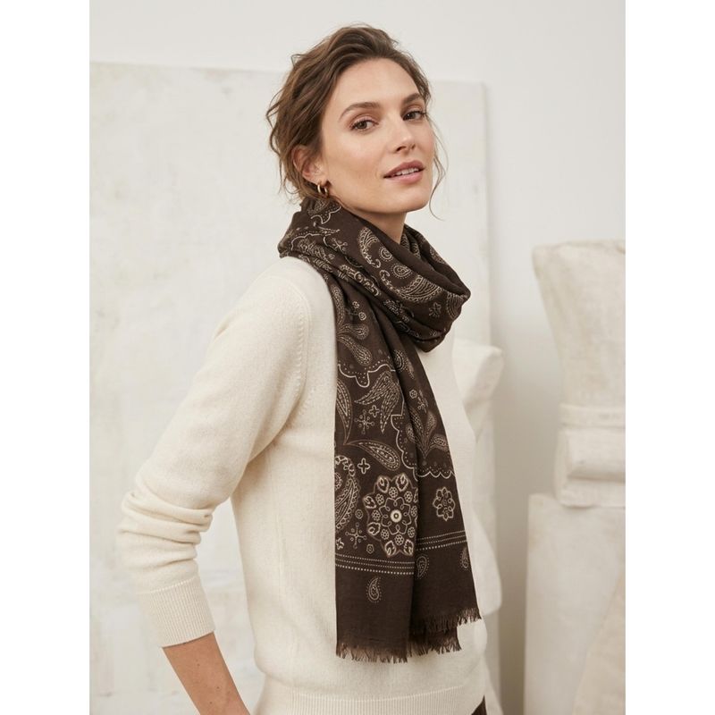 C311 Skjerf viscose  - brun